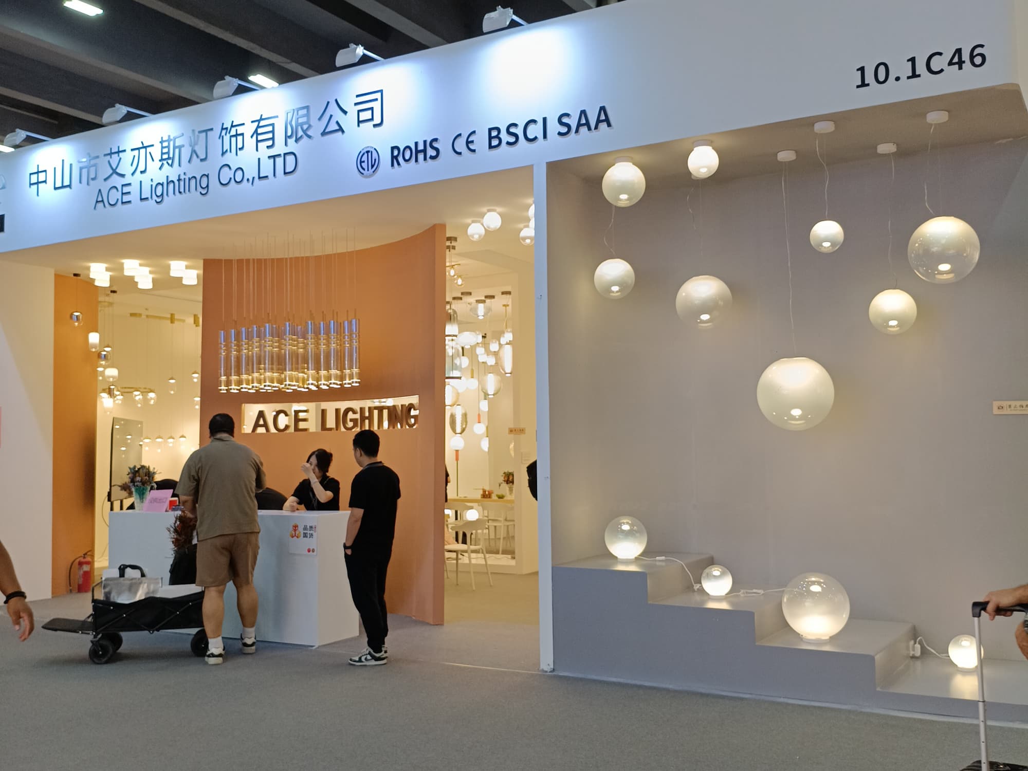 智能照明怎么展？場(chǎng)景化展臺(tái)設(shè)計(jì)，體驗(yàn)拉滿