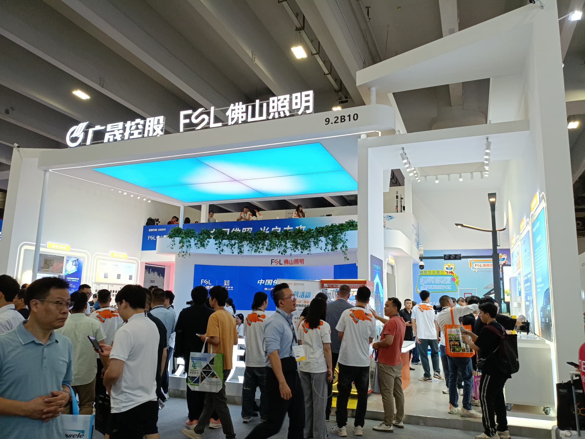 廣州照明展：流量大但轉(zhuǎn)化低？展臺設(shè)計要懂照明行業(yè)客戶心理