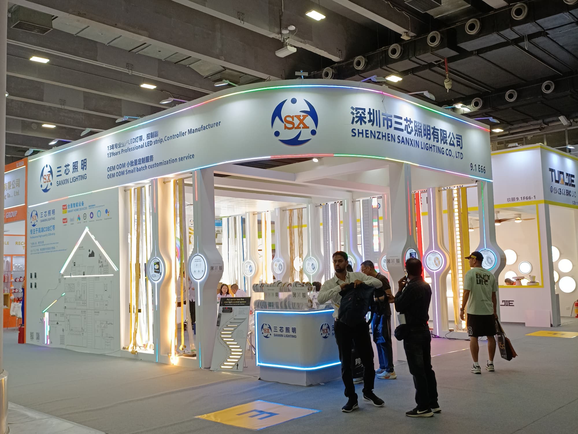 開展前連夜趕工？靠譜資質搭建商讓你從容亮相廣州照明展